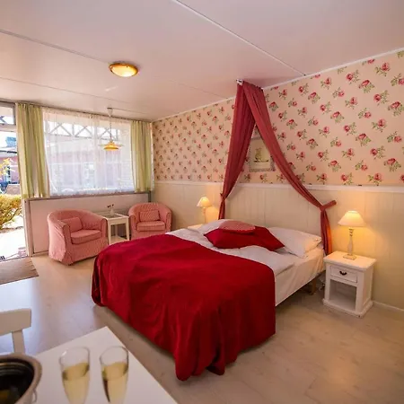 科曼多伽登酒店 酒店
