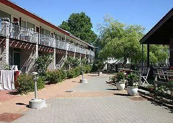 Kommandorgarden Hotel 3*